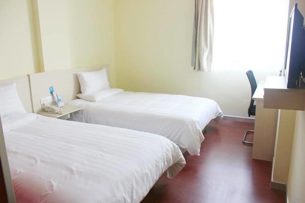 Hanting Hotel Yibin Zhongshan Street Extérieur photo